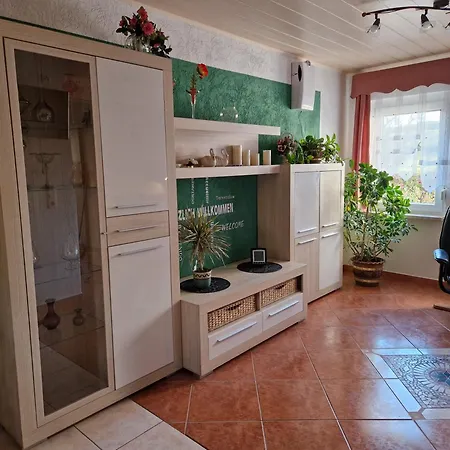 Ferienwohnung Am Oepitzer Berg Pößneck Buitenkant foto