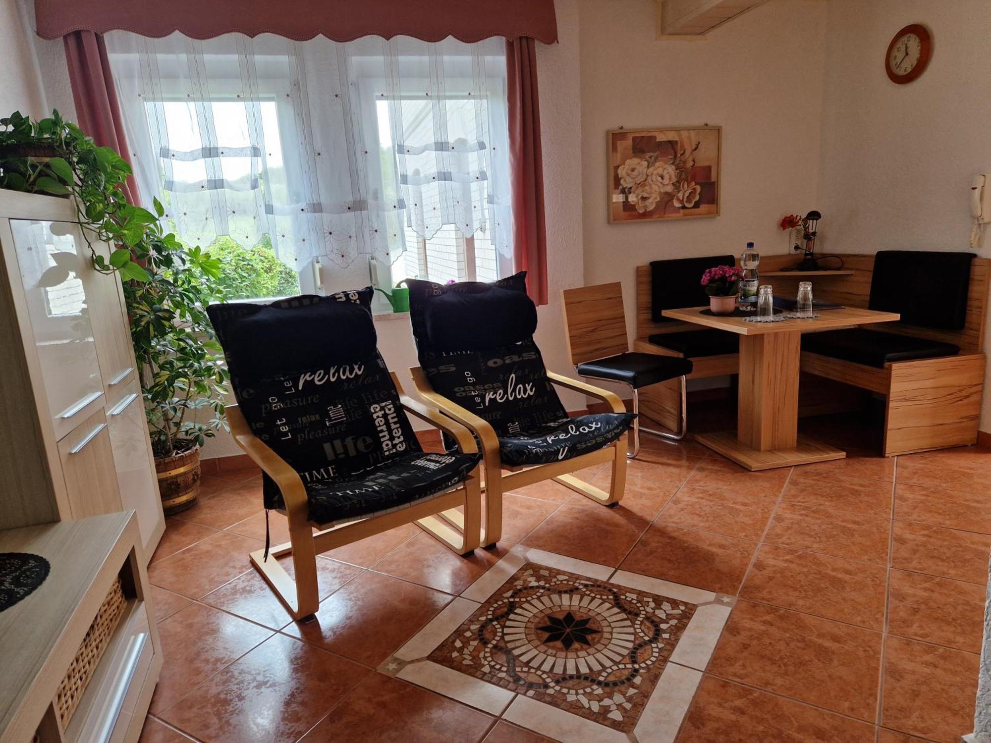 Am Oepitzer Berg Apartment